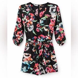 Yumi Kim Floral Romper S | Black V-Neck Tie Waist
